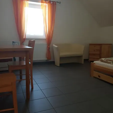 Na Podlesi Ve Zlate Korune Guest house
