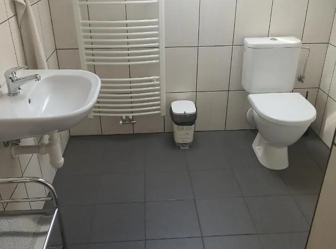 Na Podlesi Ve Zlate Korune Konukevi