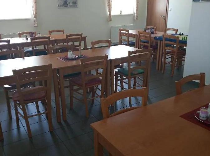 Konukevi Na Podlesi Ve Zlate Korune