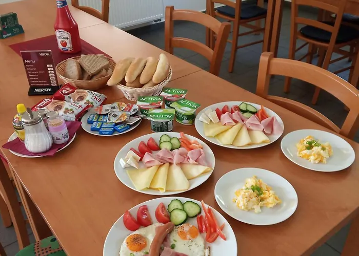 Na Podlesi Ve Zlate Korune Konukevi