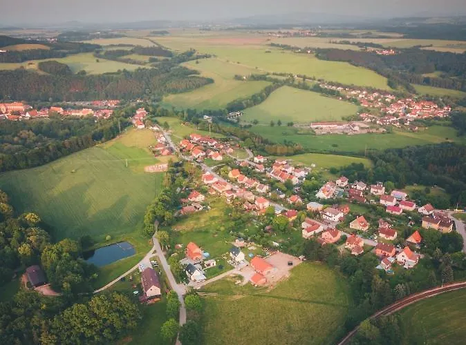 Konukevi Na Podlesi Ve Zlate Korune